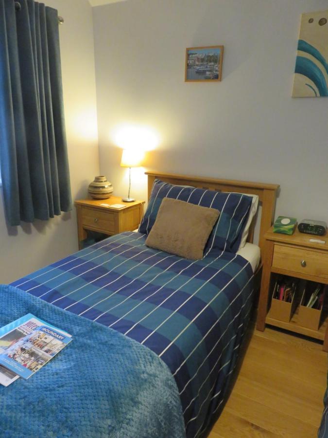 Little Orchard Apartment Yate Exterior foto